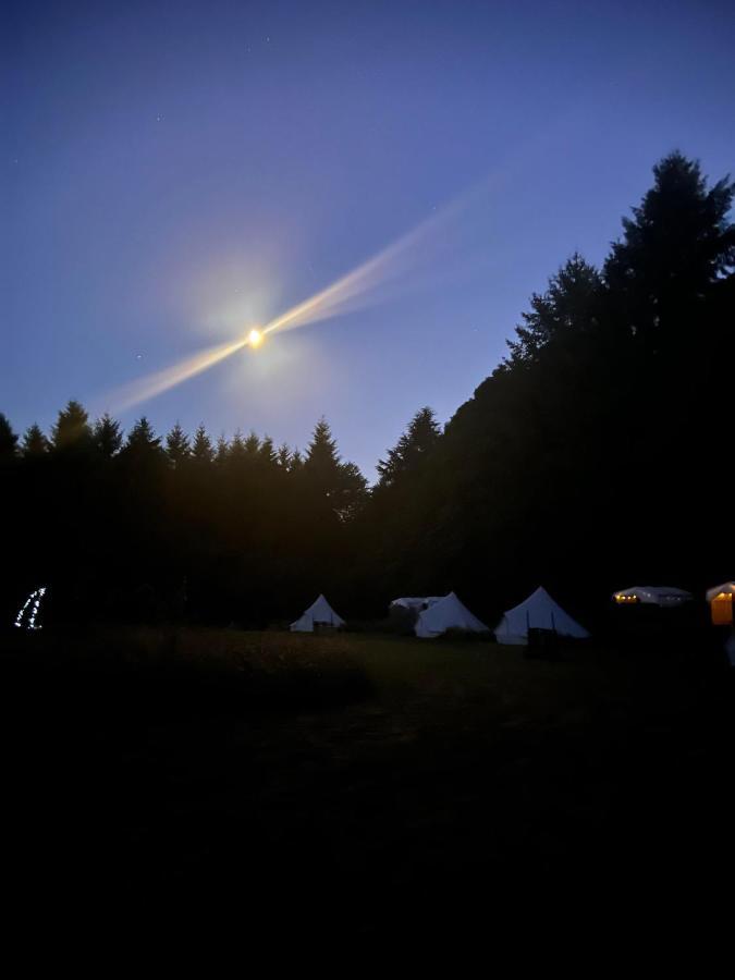 Hotel Au Pre Fleuri Eco Glamping Le Lindois Exterior foto