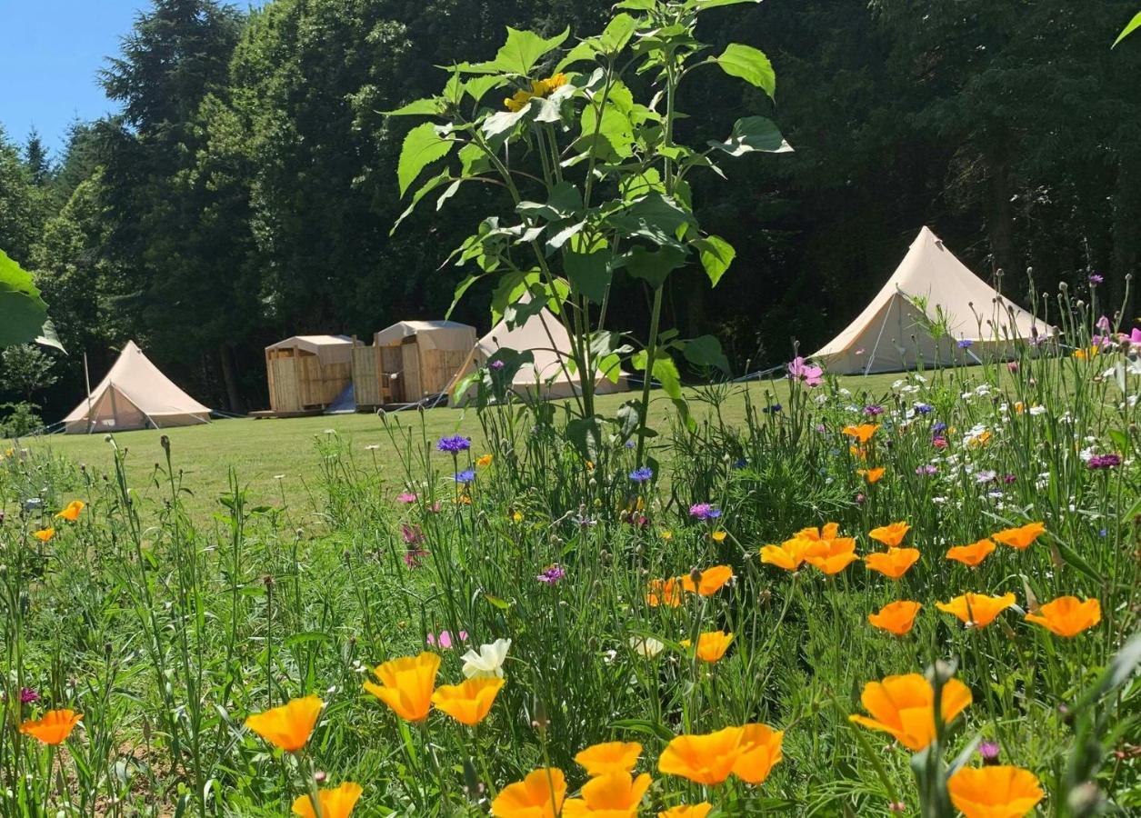 Hotel Au Pre Fleuri Eco Glamping Le Lindois Exterior foto