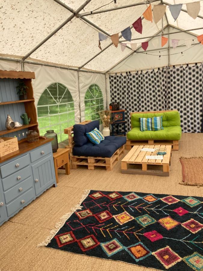Hotel Au Pre Fleuri Eco Glamping Le Lindois Exterior foto