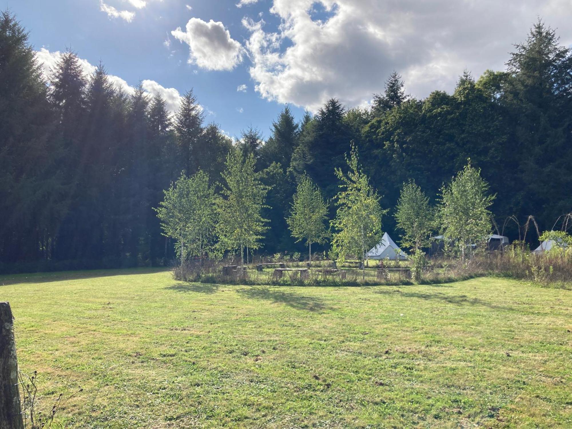 Hotel Au Pre Fleuri Eco Glamping Le Lindois Exterior foto