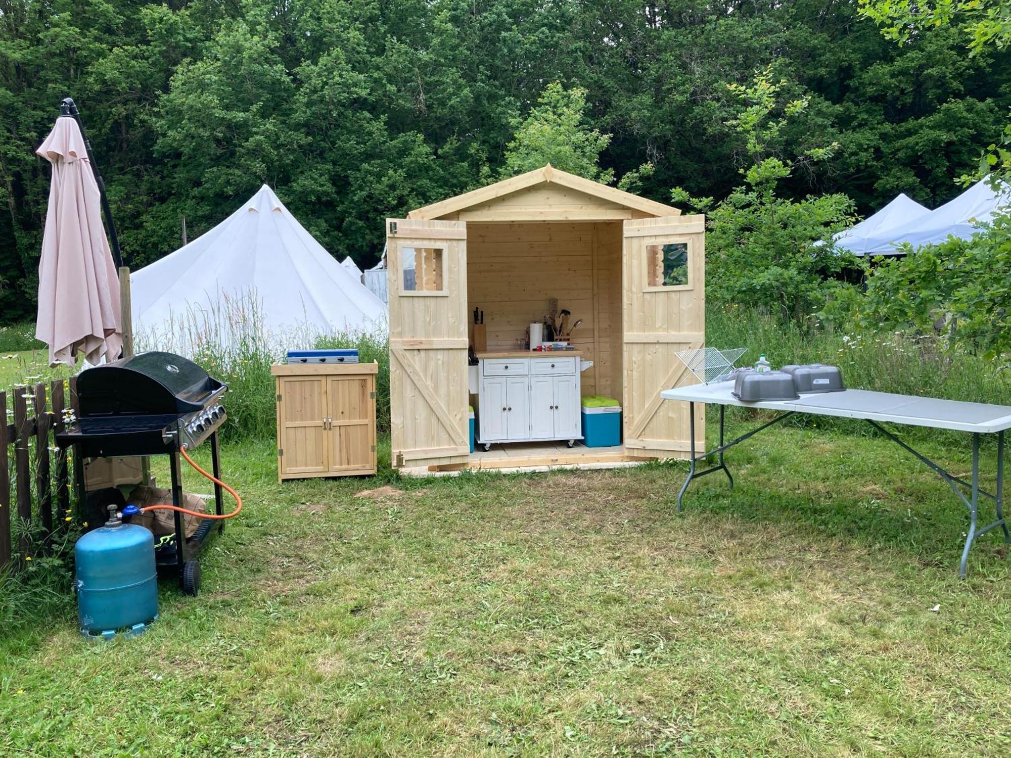 Hotel Au Pre Fleuri Eco Glamping Le Lindois Exterior foto